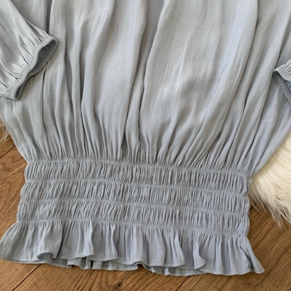Ramy Brook Lauren Cold open Shoulder blouse Size Medium light Gray - Picture 4 of 5